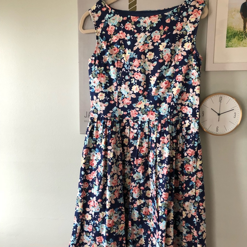 Lindy bop floral dress NWT